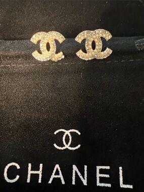 CHANEL Gold Crystal CC Logo Stud Earrings